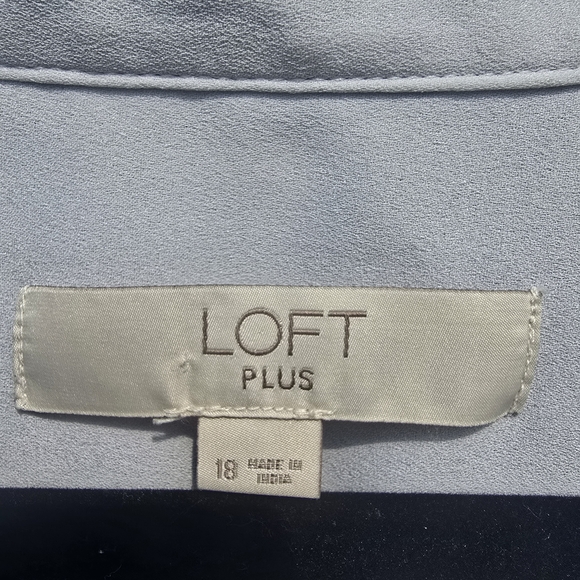 LOFT Sky Blue Casual Button Down Shirt - Picture 3 of 5